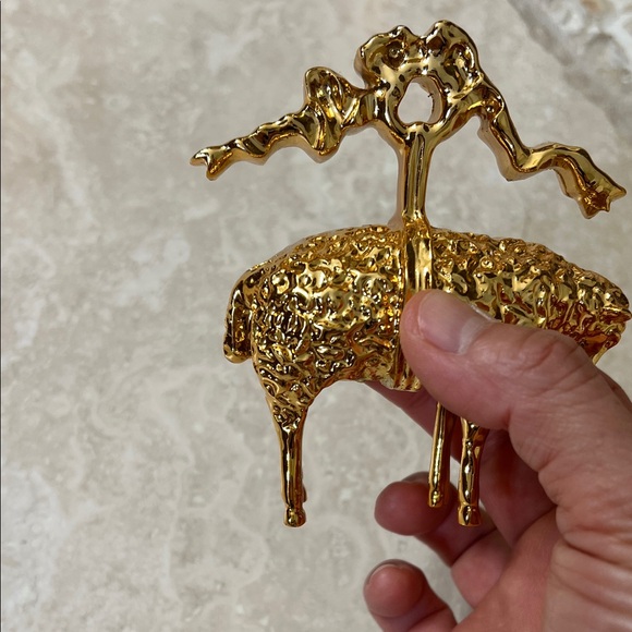 Gold Sheep Ornament - Picture 4 of 5